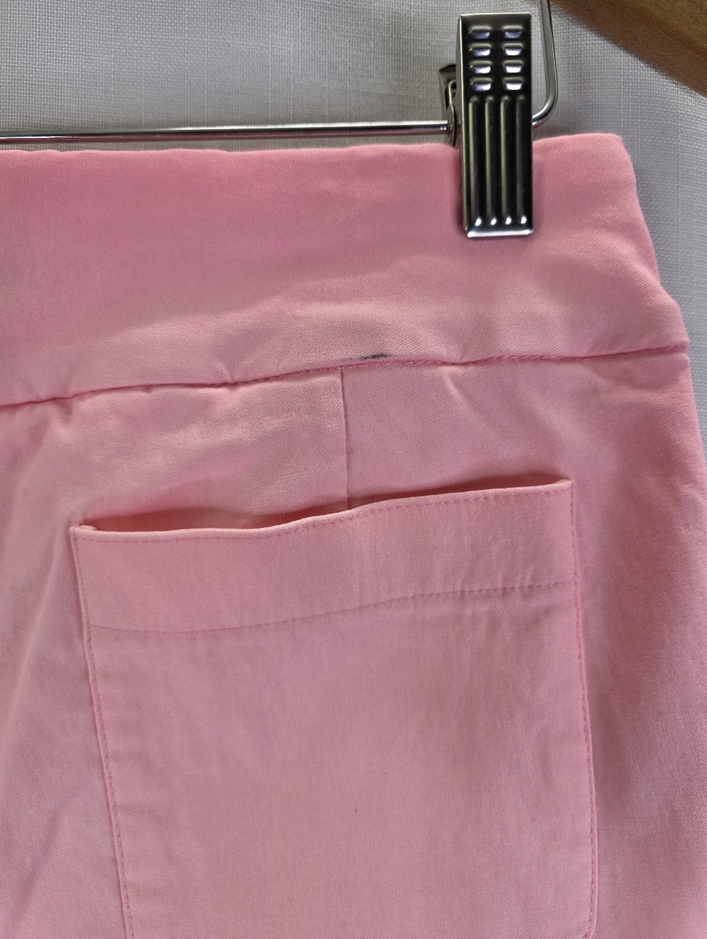 Jamie Sadock Women's Pink Basic Airwear Light Weight Golf Bermuda Shorts Size 8 - Picture 9 of 12